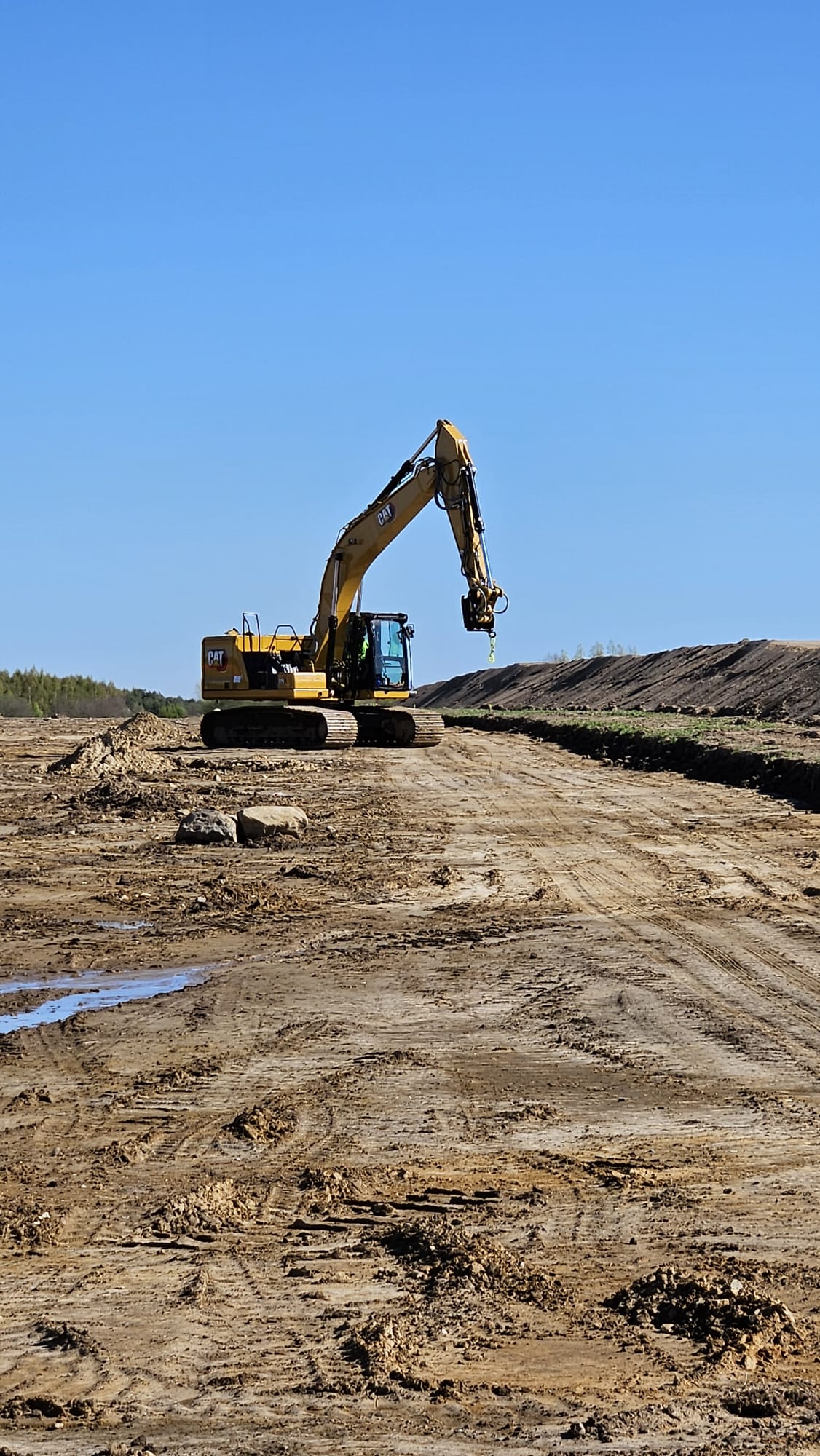 CAT 326 Kettenbagger 27,5 t auf Baustelle